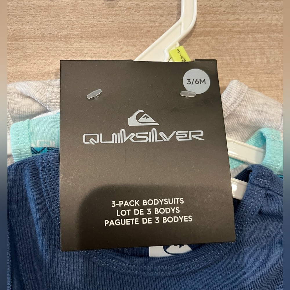 Quiksilver 3-Pack Bodysuits - Blue, Gray, Aqua Size 3-6 Months - Picture 6 of 7